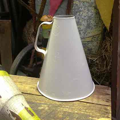 MEGAPHONE, (Loudhailer) Cream Metal