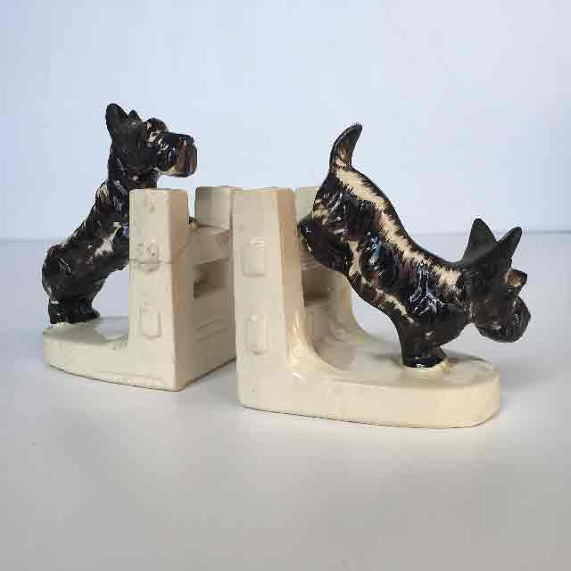 BOOK END (PAIR), Scotty Dogs (Broken Tail)