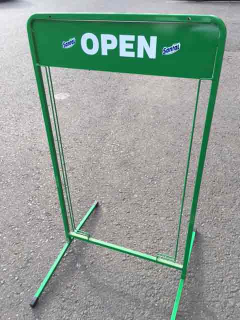 SIGN, Metal Frame Green